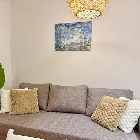 Modern With Terrace Patio * וינר ניודורף