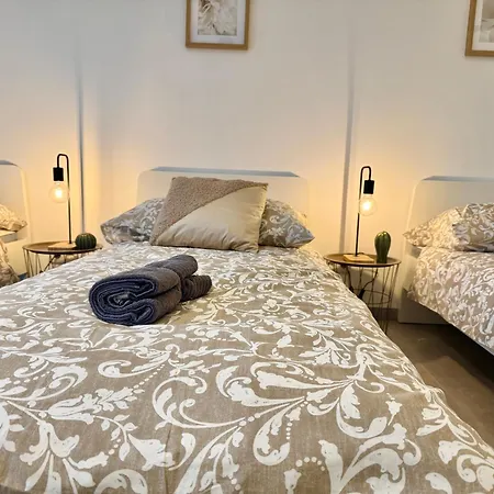 דירה Modern With Terrace Patio *