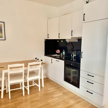 Modern With Terrace Patio וינר ניודורף